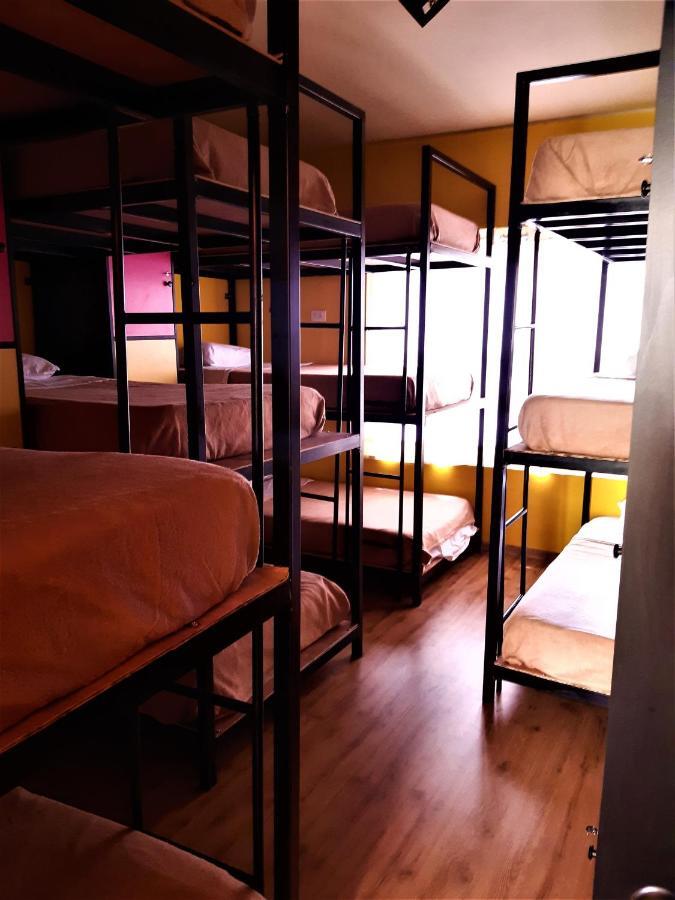 Happy Tree Hostel Peru Лима Екстериор снимка