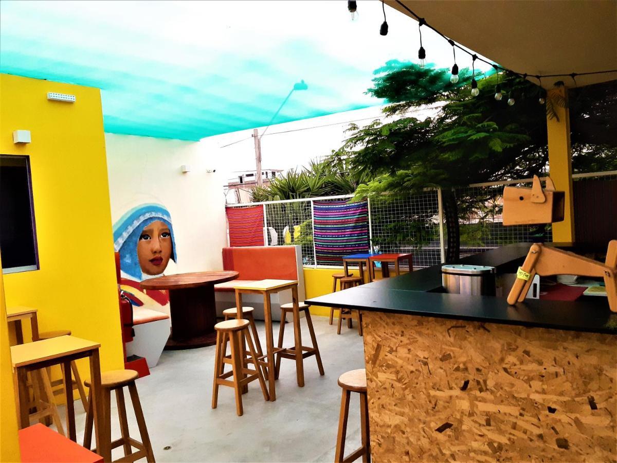 Happy Tree Hostel Peru Лима Екстериор снимка
